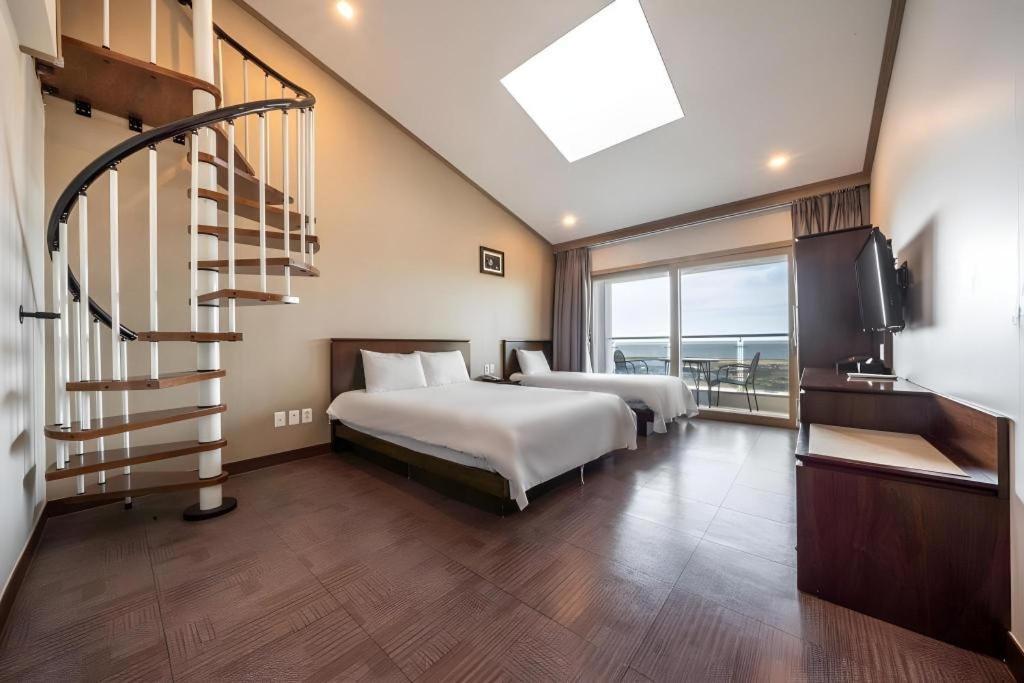 ג'גו Sea View Hotel מראה חיצוני תמונה