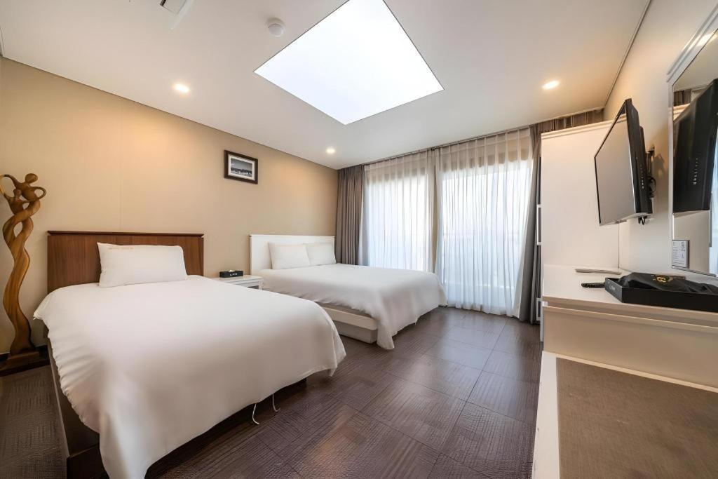 ג'גו Sea View Hotel מראה חיצוני תמונה