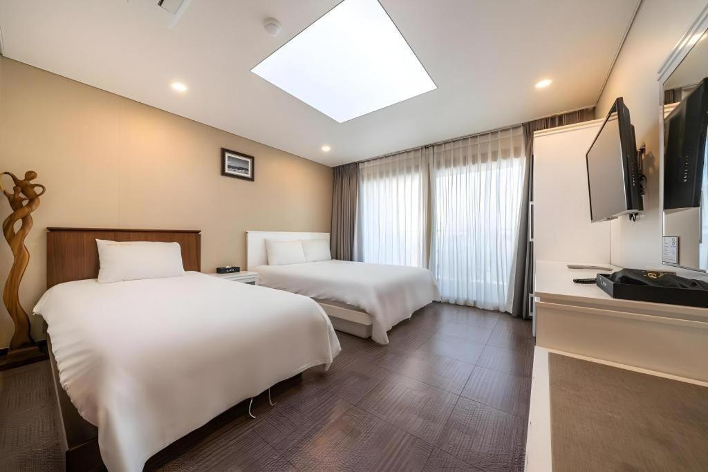 ג'גו Sea View Hotel מראה חיצוני תמונה