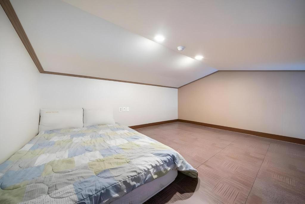 ג'גו Sea View Hotel מראה חיצוני תמונה