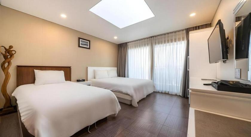 ג'גו Sea View Hotel מראה חיצוני תמונה